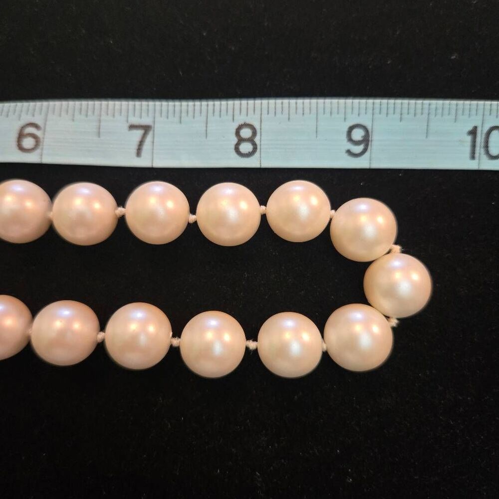 Vintage Pearl Bead Necklace - Picture 4 of 4